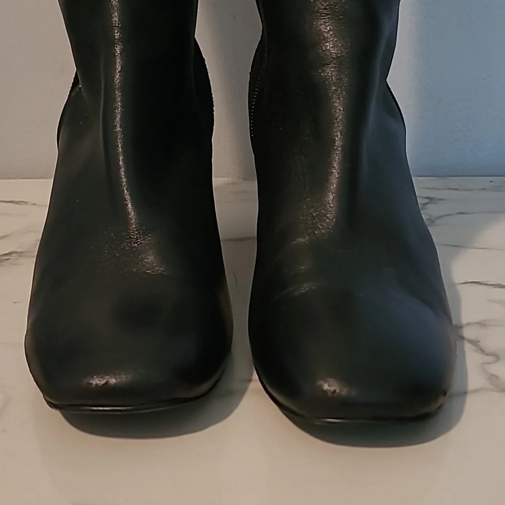 Donald Pliner Gabe Black Leather Suede Ankle Strap Buckle Boots Heel Booties 10